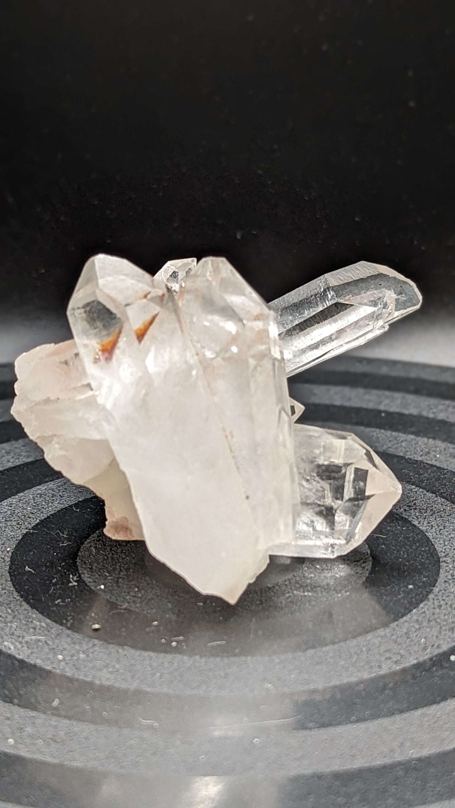 Quartz Cluster - SPIRITUAL GROWTH, PURITY, ENLIGHTENMENT