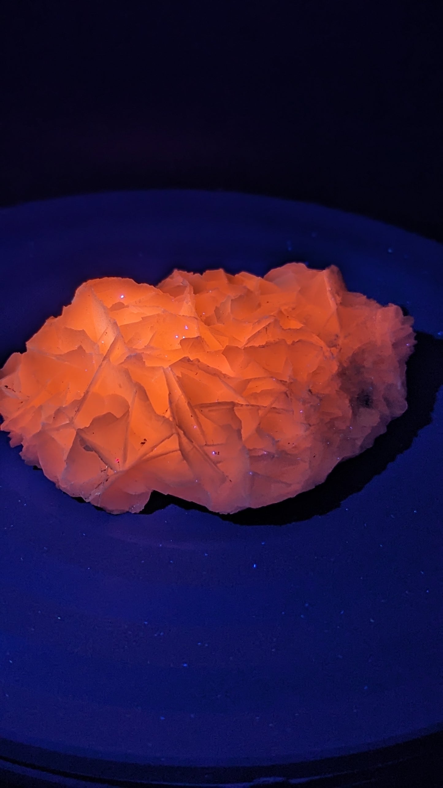 ROSE PETAL PINK CALCITE (UV Reactive)