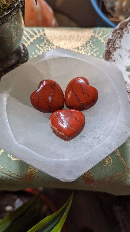 Red Jasper Heart - PROTECTION, BALANCE YIN/YANG, ENDURANCE