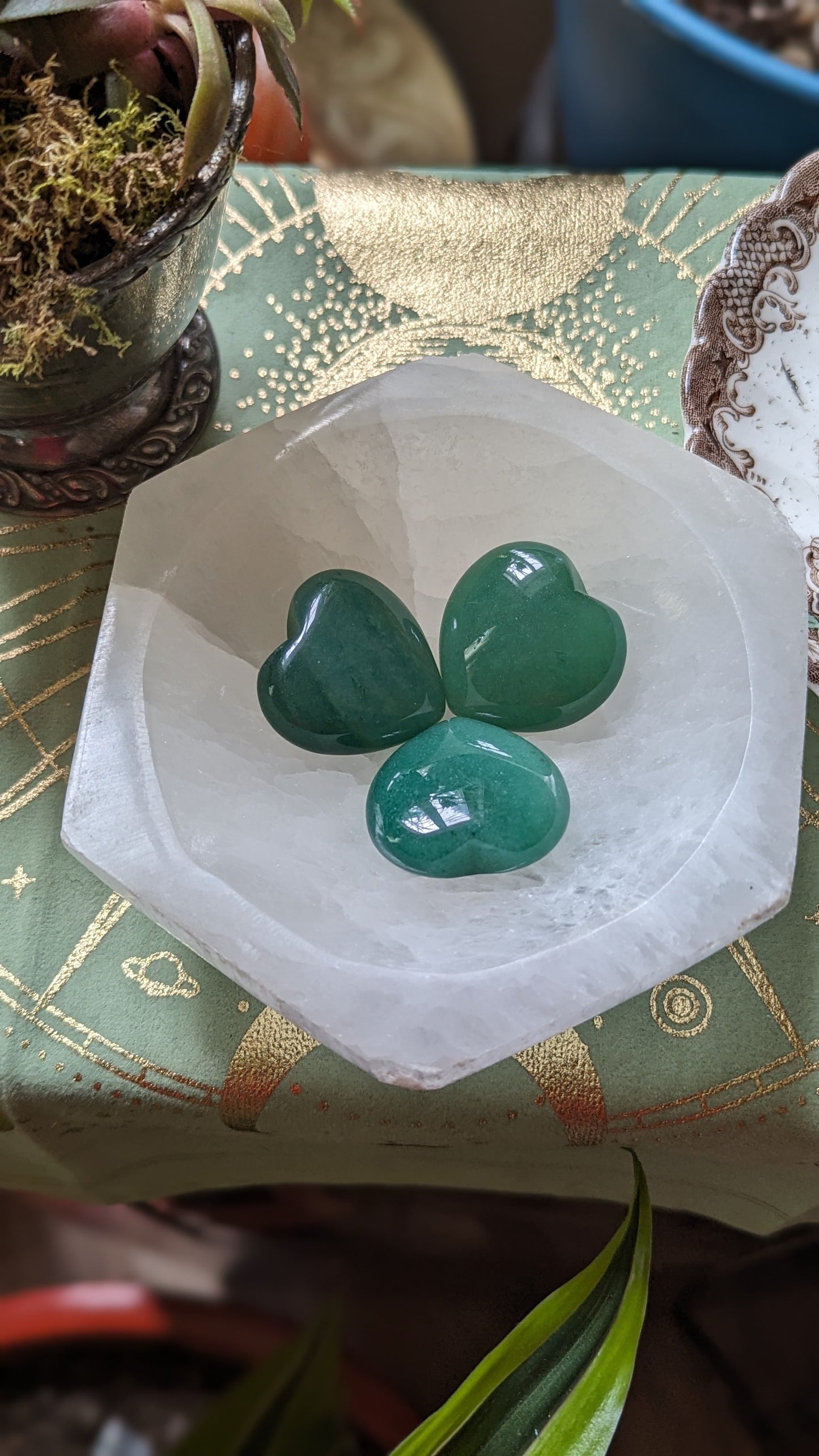 Green Aventurine Heart - HEALING, ABUNDANCE, GROWTH