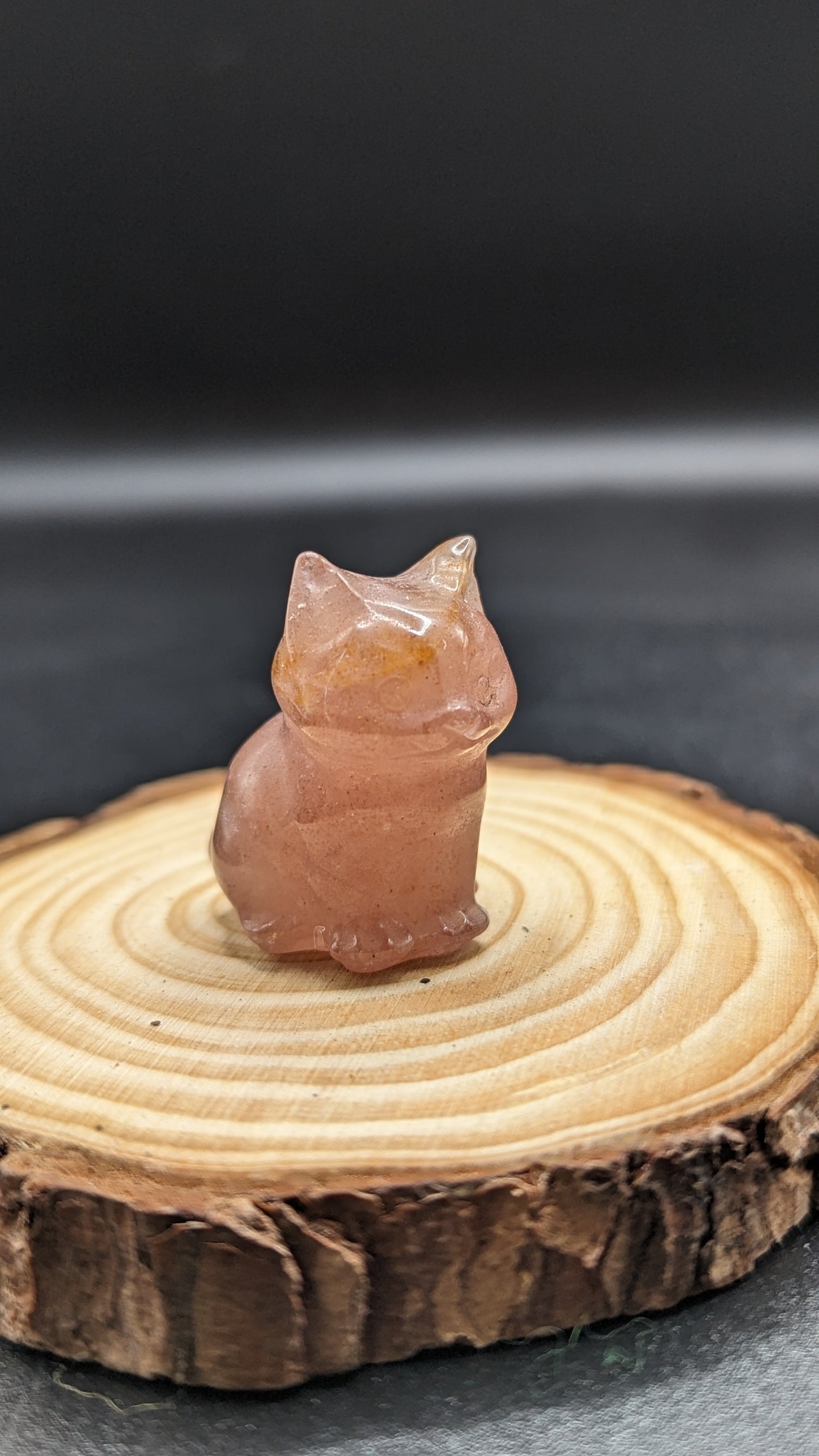 Sitting Cat (Strawberry Quartz) - GRATITUDE, UNIVERSAL LOVE, HARMONY