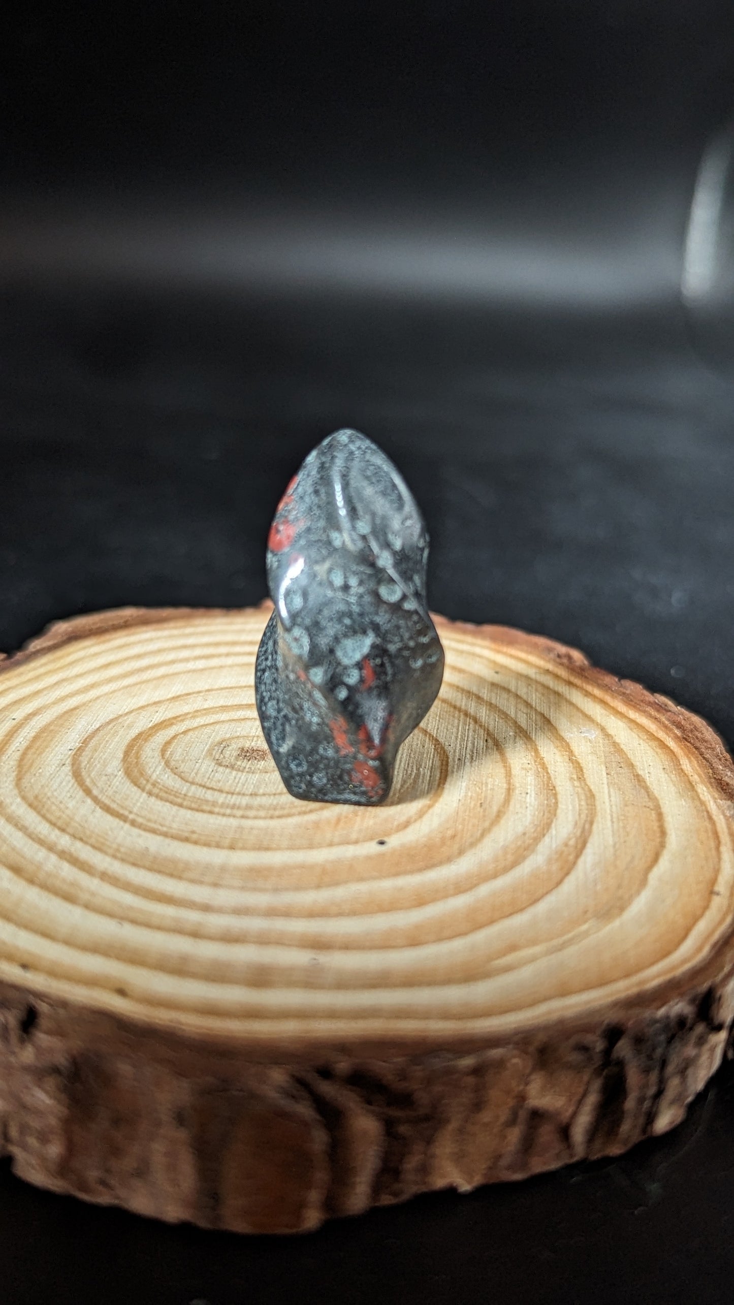 Flame (Mini) (African Bloodstone) - ALIGNMENT, PURIFCATION, GOOD FORTUNE