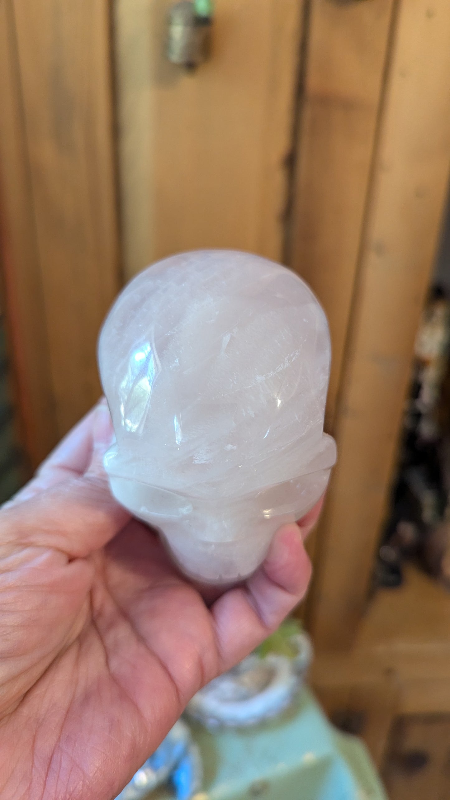 Skull (Rose Quartz) - EMPOWERMENT, CONFIDENCE, HARMONY