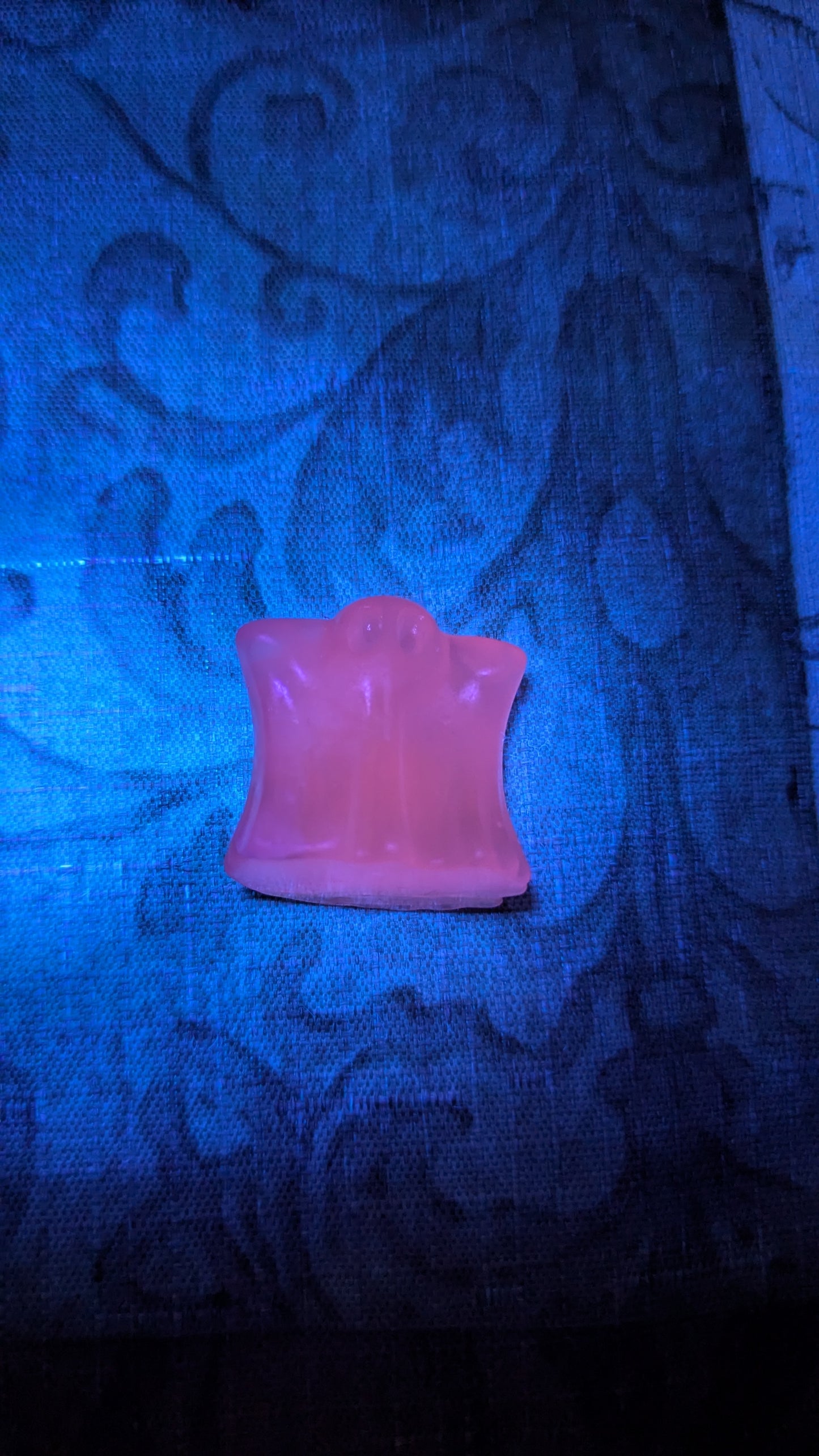 Ghost (Pink Calcite) UV Reactive