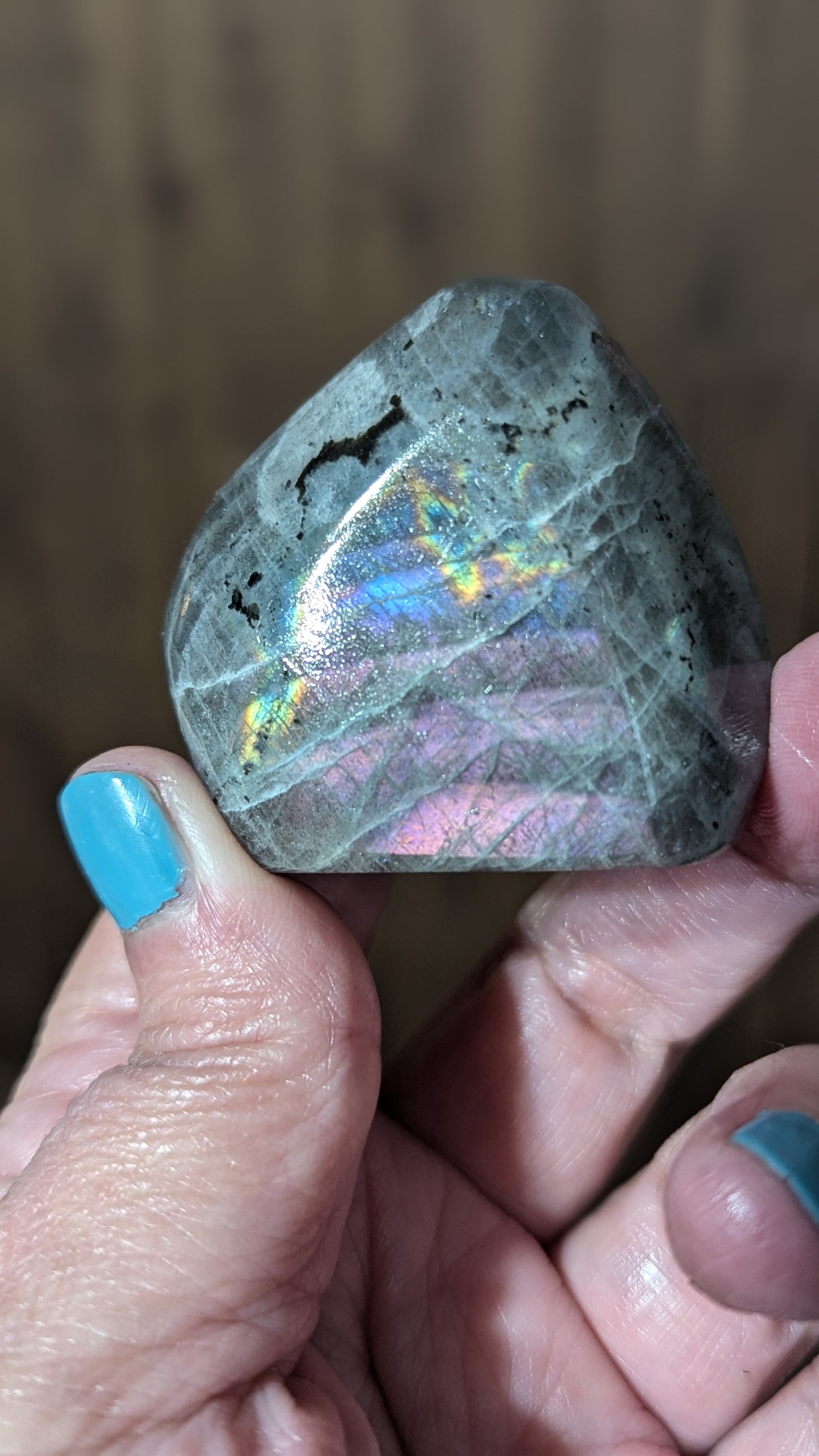 Labradorite Freeform (Madagascar)- STRENGTH, TRANSFORMATION, INTUITION